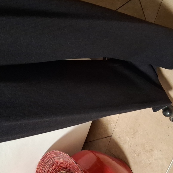 St. John Pant - Picture 3 of 6